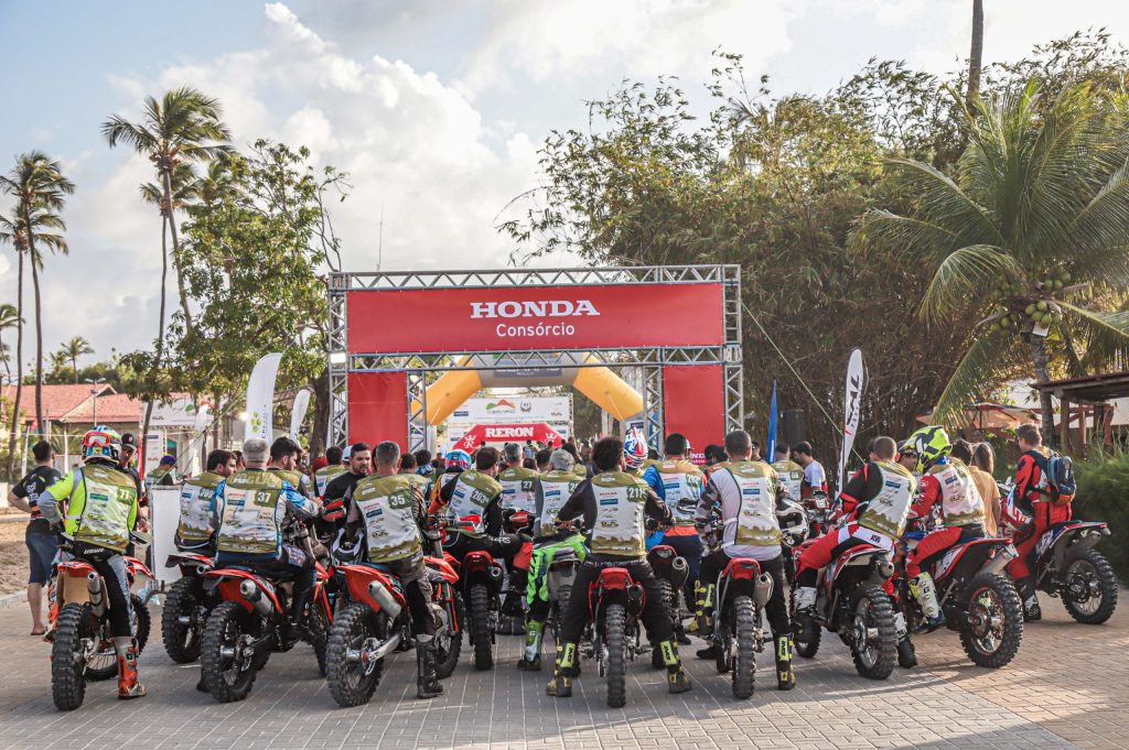 WhatsApp-Image-2025-01-21-at-17.52.16-1024x681 Jandirense segue em busca do título no 38º Rally Piocerá na categoria Motos